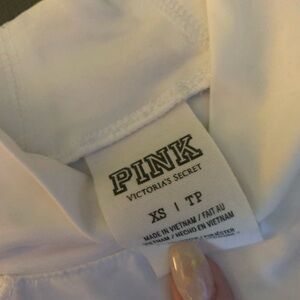 PINK top lightweight! Cute 🩷